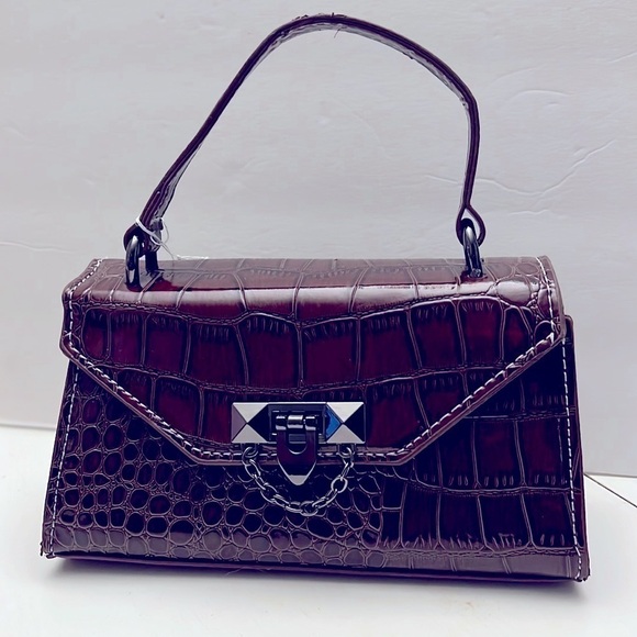 Vegan Alligator Stud and Chain Closure Mini Purse Handbag - Picture 9 of 9